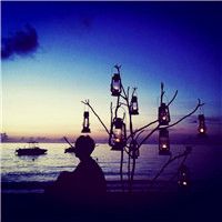 海边背影男生抖音头像