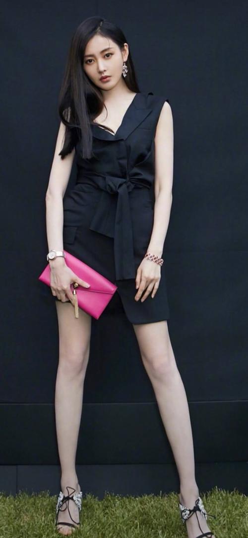 1 / 20张天爱(crystal),本名张娇,出生于黑龙江省绥化市,中国内地影视