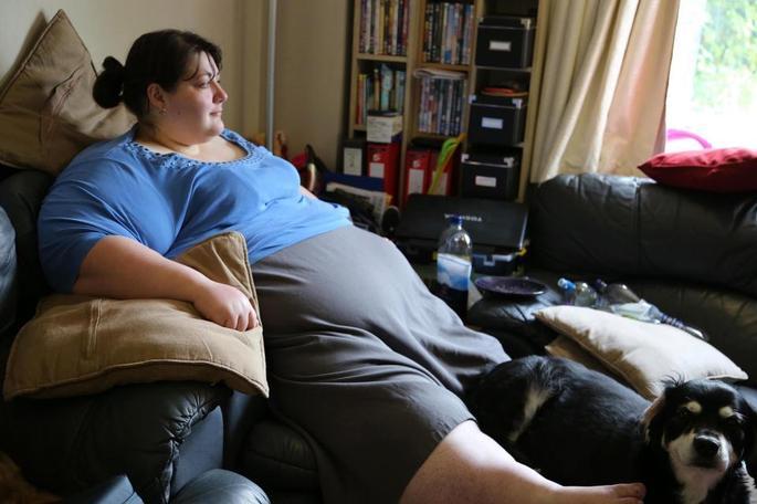 jpg,551x382,134kb,360_250世界上最胖的女人,苏珊娜 埃曼1450斤 相当