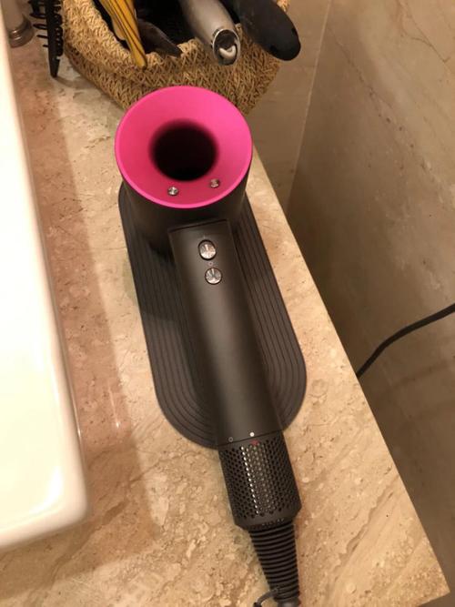3000块钱买一个戴森吹风机,你觉得值不值?看看用过的人怎么说
