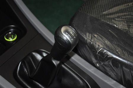 森雅和面包车档位一样吗