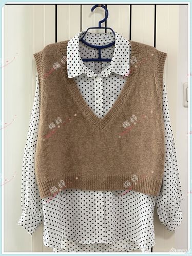 春暖花开女士棒针驼色v领背心-编织教程-编织人生