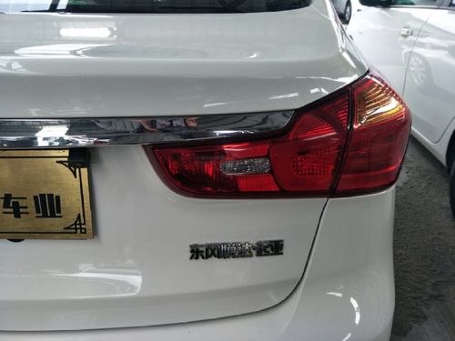 【鸡西】2016年2月 起亚k3 2015款 1.6l 手动gl 手动挡