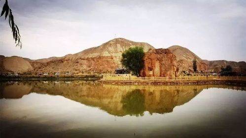 从兰州经白银抵达靖远县境内,首先游览法泉寺景区,位于靖远古八景之首