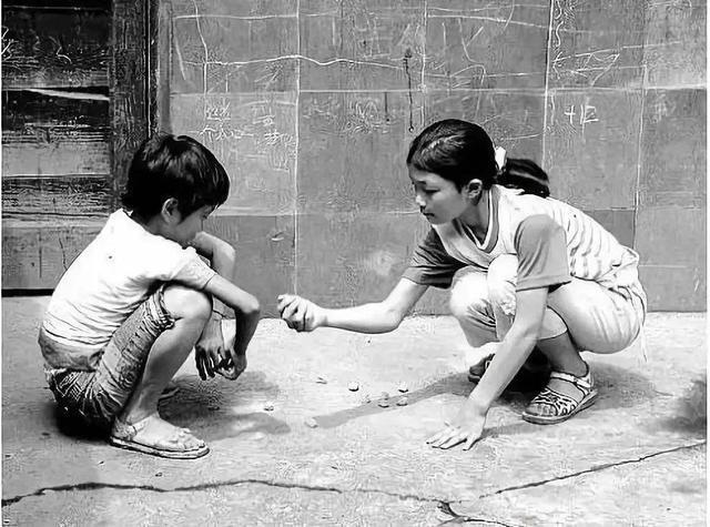 属于90后农村的童年回忆,同样充满了乐趣