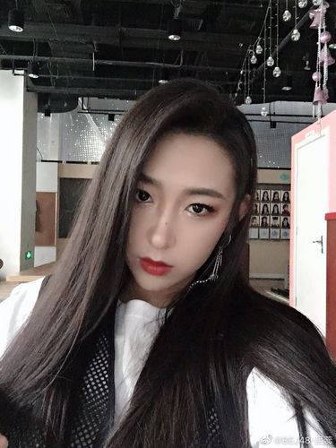 可爱美女bej48-吕蕊迷人写真美照真好看