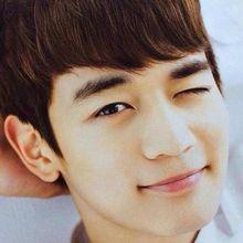 崔珉豪 choi minho