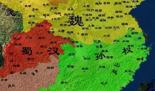 地图上三分魏蜀吴为何却说曹操占了天下十分之八