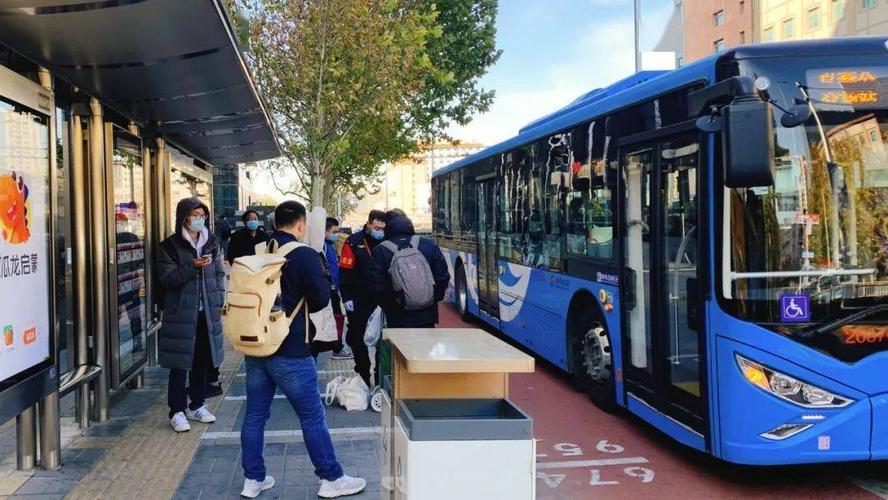 小编带您看看北京站周边的公交车站(之一)