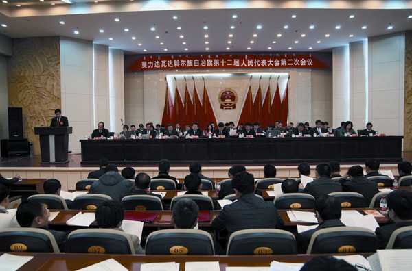 现任内蒙古自治区莫力达瓦达斡尔族自治旗旗委常委,旗委副书记.
