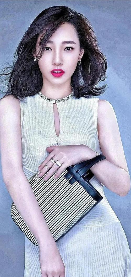 白百何写真全集53p