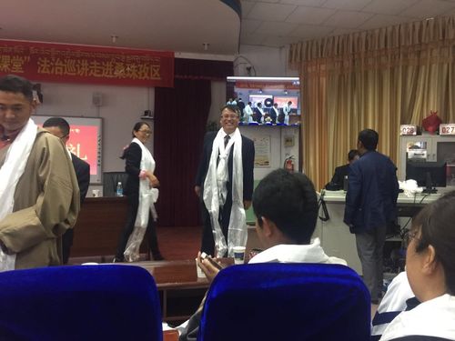 再见了,孩子们! 桑珠孜区第一中学2017届毕业典礼
