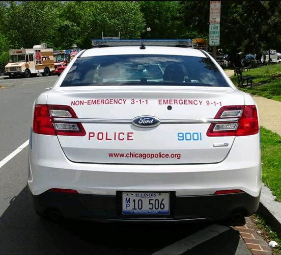 搬运芝加哥警车1