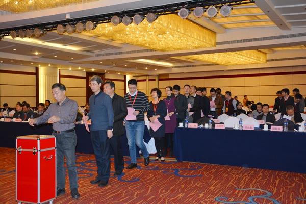 朱基伟 刘兴国 刘国刚 江小兵 汤  旭 李世东 吴世