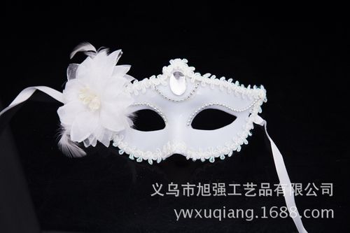 厂家直销化妆派对面具舞会白色天使羽毛面具彩绘神秘侧花公主面具