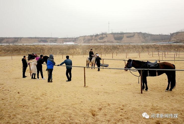 西窑沟民俗村滑雪场喜迎开门红