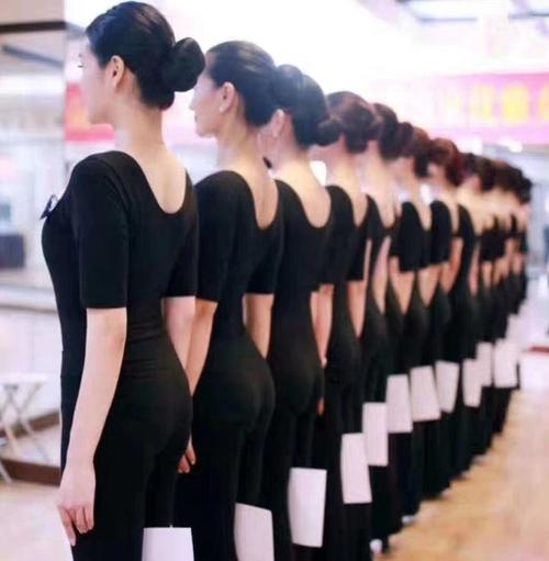 塑造形体气质之美——优雅女人形体仪态训练