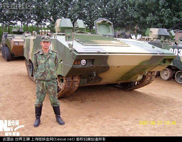 鲜盔亮甲 战骑来兮——解析我军二代装甲输送车的改进