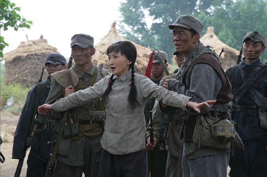 参演《为了新中国前进》 宇秋成"压寨夫人"