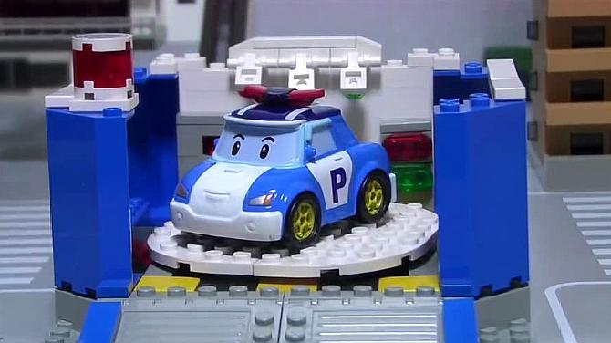 变形警车珀利旋转积木停车库玩具