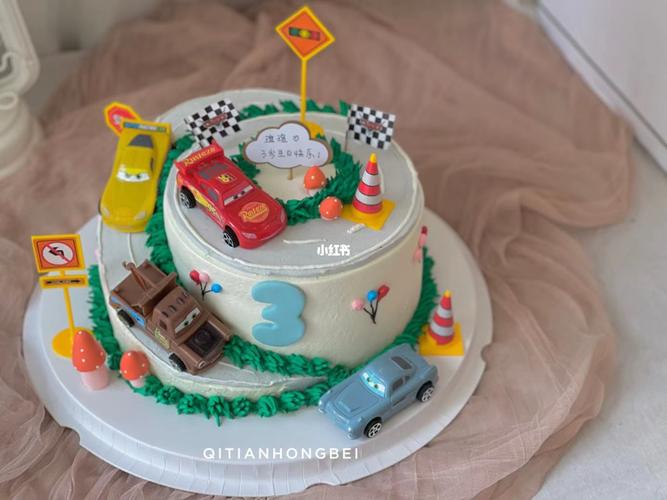 宝宝小汽车生日蛋糕_生日蛋糕_蛋糕_生日_汽车蛋糕_美食_美食展示