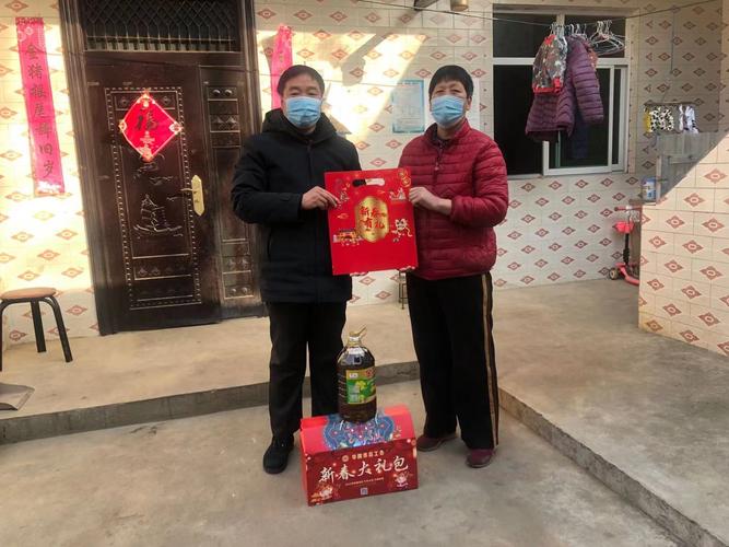 平安健康的春节,连日来,太华办辖区各村"四支队伍"纷纷开展新春慰问