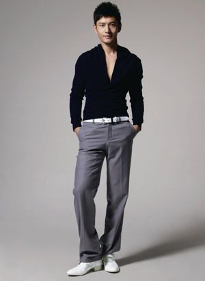 生肖: 蛇   星座: 天蝎座 黄晓明   血型: o型    身高: 180cm   体重