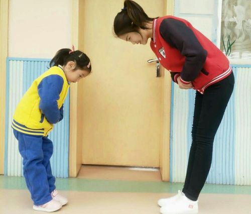 香港贝恩国际联盟园 关王庙中心幼儿园大二班一周活动