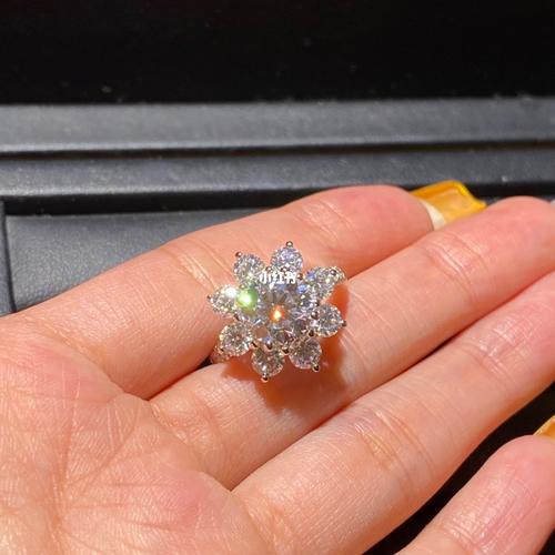 harry winston太阳花钻戒_太阳花_钻戒_harry winston