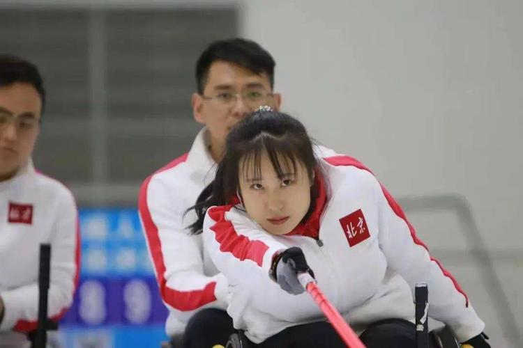 点赞大兴冰壶运动员闫卓荣获第八届首都道德模范称号