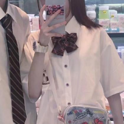 qq半身情侣头像不露脸