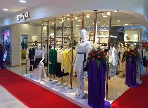 虎门镇长德路与连升路交汇处地标广场天虹商场1楼   地址:十堰市人民