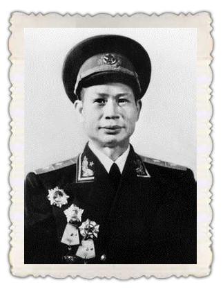 邓逸凡