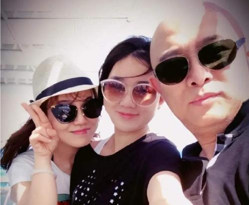 孟非女儿长大了,24岁颜值不输女明星,难怪郭德纲急着"攀亲家"