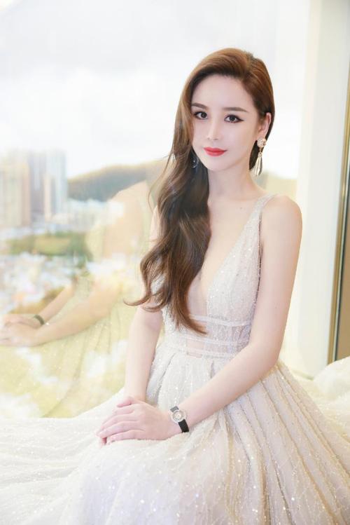 邱意浓曾出演影视剧《秦时丽人明月心》《黑白迷宫》《冒险王卫斯理之