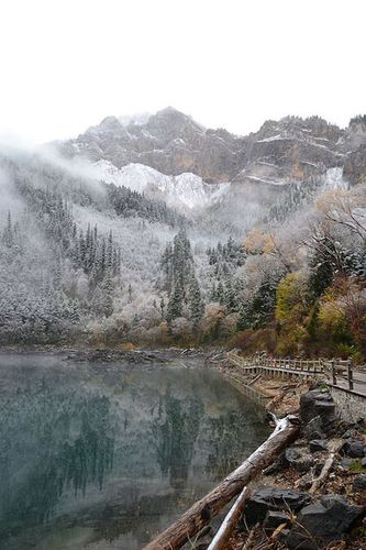 九寨沟冬季旅游之优点
