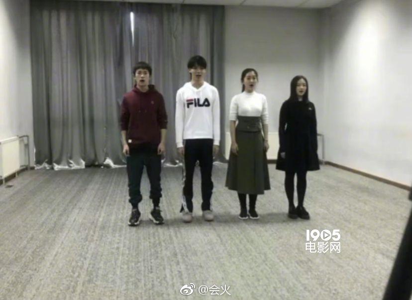中戏期末考曝照 网友:李兰迪易烊千玺身高堪忧