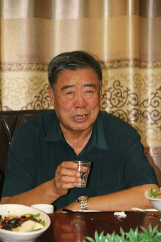 陆洪恩