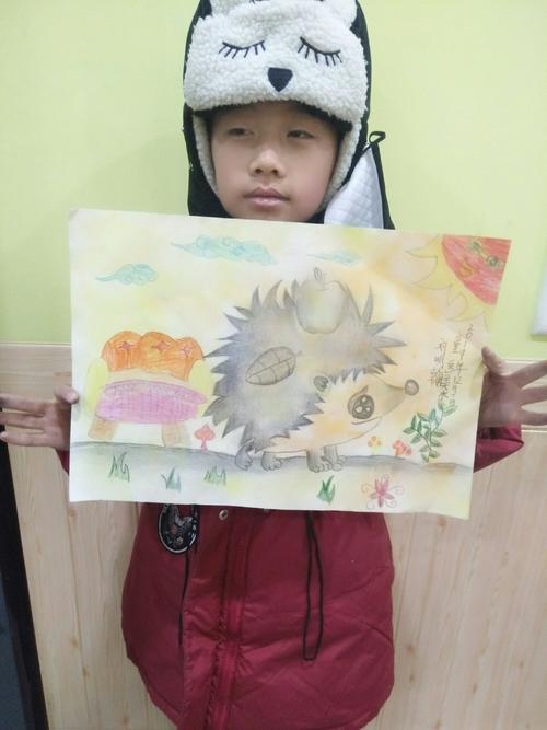 童画美术书法三年级素描《刺猬》