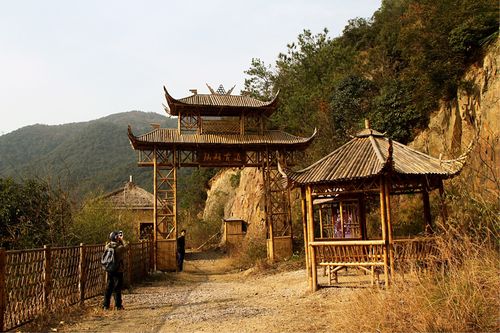 湖州妙西霞幕山陆羽古道环线徒步随拍