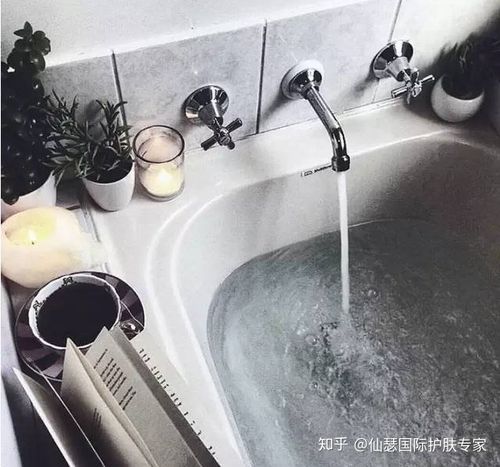寒冷的天气里,很多人都喜欢用很热的水洗澡,甚至觉得越滚烫的水温越