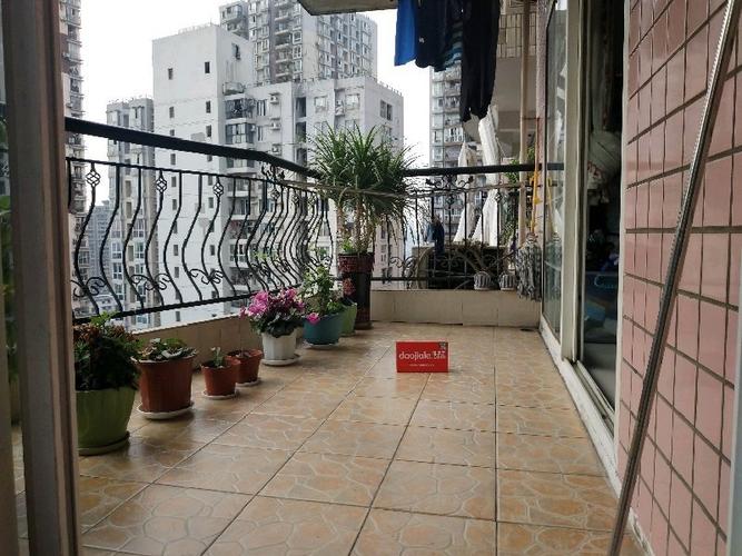 南坪 星宇花园两房140万二手房阳台图