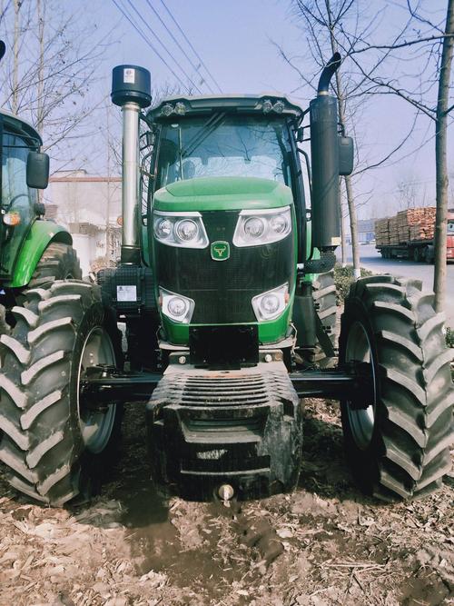 履带式拖拉机 津拖迪尔2104拖拉机