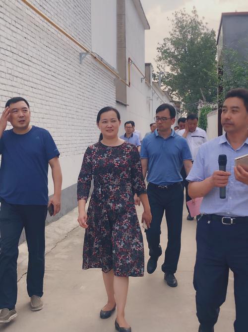 县政府副县长王霞一行赴正阳县和汝南县考察学习产业扶贫和人居环境