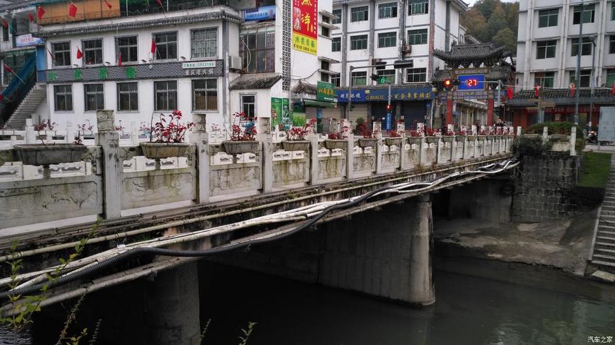 精小小的留坝县城,很美的高江公路