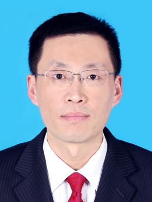 泰山区人民政府 百名科长大家评 范文明