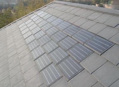 新型美观的太阳能屋顶瓦片(solar shingles)