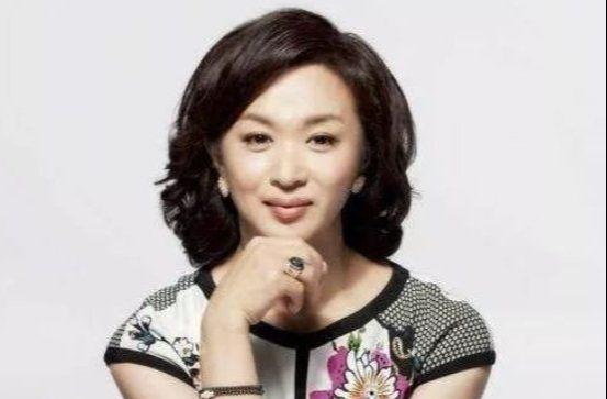 所有节目惨被停播,拒改国籍的"毒舌"金星,到底得罪了谁?