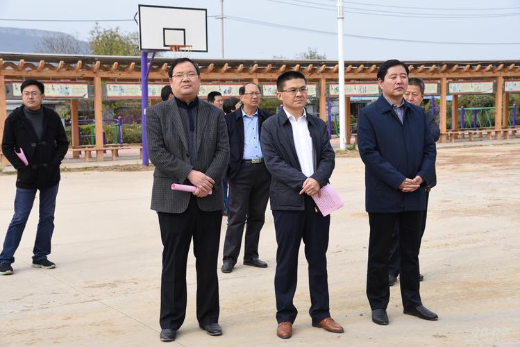 泗水县第一书记工作组来我县参观考察