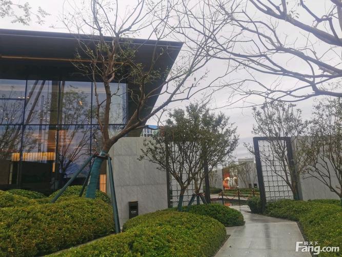 均价62000元/平方米楼盘地址:北京·中央别墅区·祥云小镇南侧(临安宁